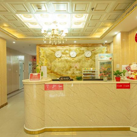 Capital O 417 Truong Son Hotel Hanoi Bagian luar foto