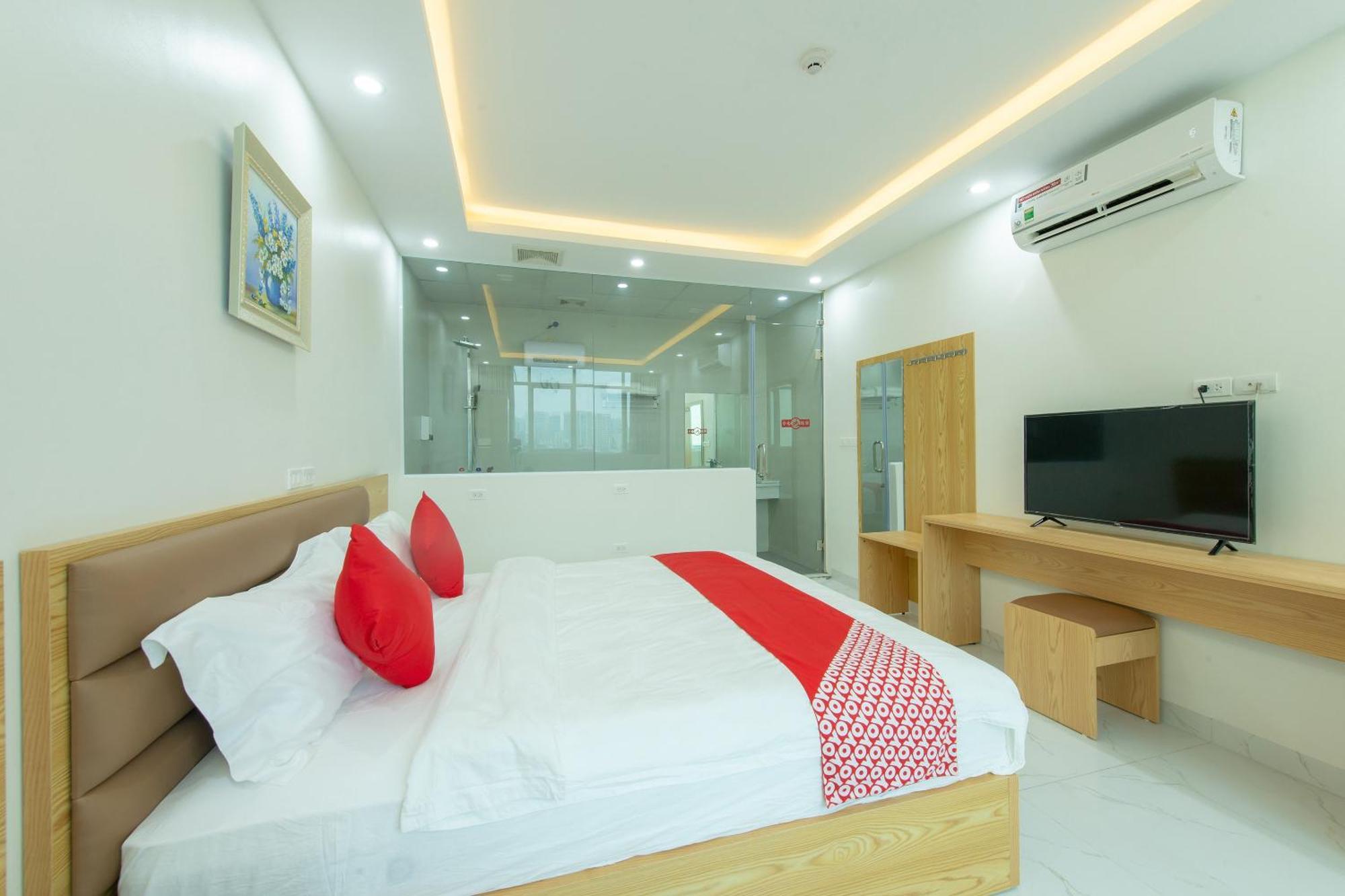 Capital O 417 Truong Son Hotel Hanoi Bagian luar foto